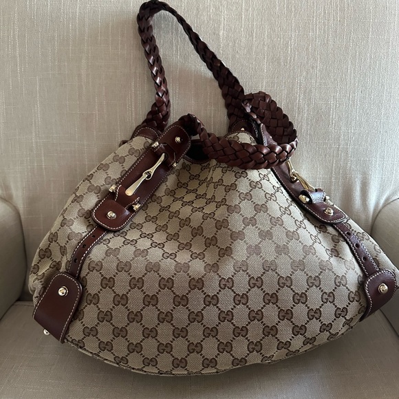 Gucci Braided Pelham handbag - Picture 1 of 5